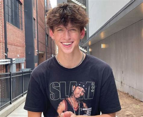 jacob day|Meet Jacob Day: The Charismatic TikTok Influencer Worth $1.5。